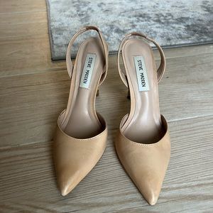 Steve Madden Nude Pointed Toe Heels size 6.5